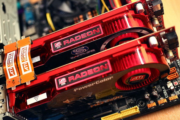 AMD-Radeon-HD-7950-CrossFire